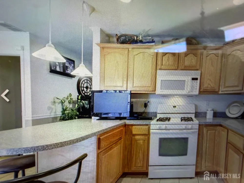 339 Jeffries Street Perth Amboy, NJ 08861