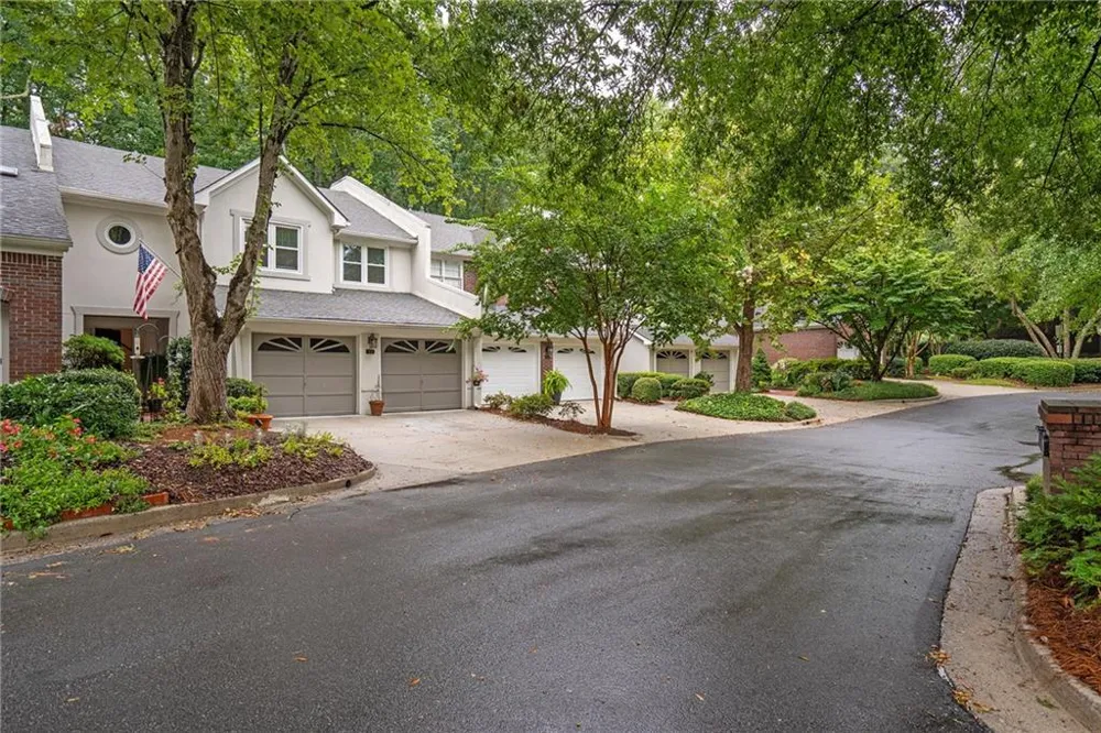 5638 River Oaks Place #A4 Sandy Springs, GA 30327