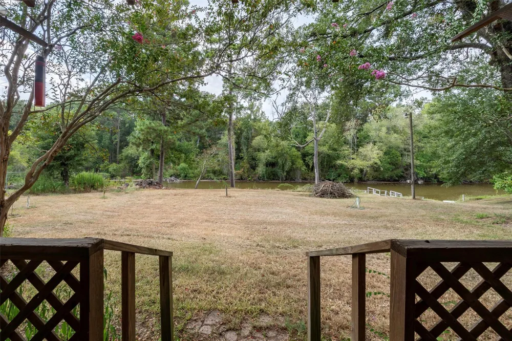 846 Bentwood Bend Livingston, TX 77351