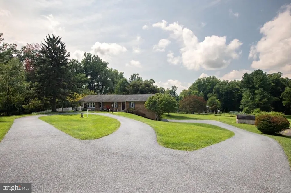 4356 LINTHICUM ROAD Dayton, MD 21036