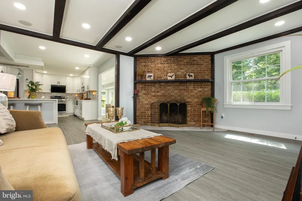 4356 LINTHICUM ROAD Dayton, MD 21036
