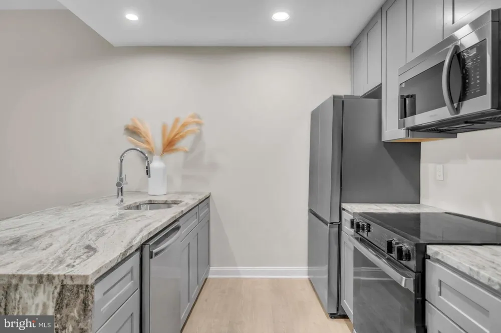 1801 MARKET STREET #1722 Philadelphia, PA 19103