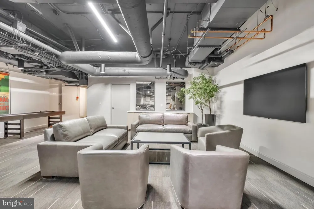 1801 MARKET STREET #1722 Philadelphia, PA 19103