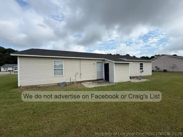 191 Bahia Lane Raeford, NC 28376