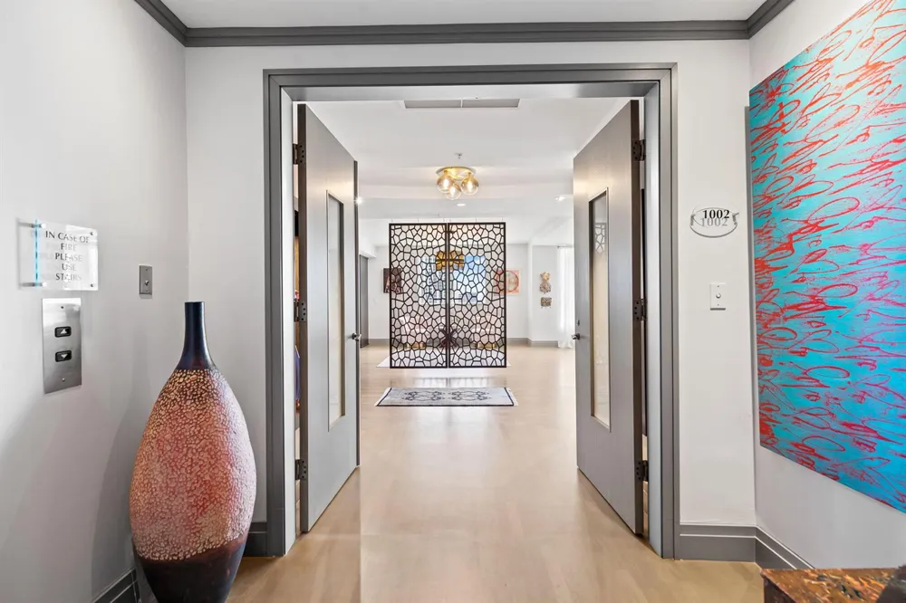 209 Birch Road #1002 Fort Lauderdale, FL 33304