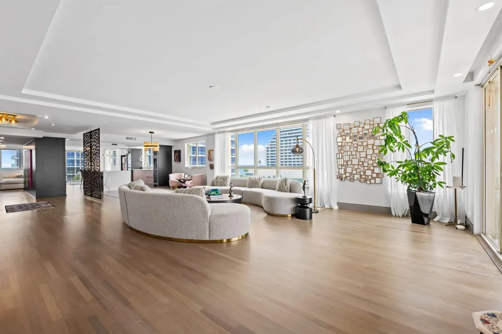 209 Birch Road #1002 Fort Lauderdale, FL 33304