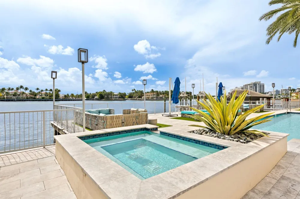 209 Birch Road #1002 Fort Lauderdale, FL 33304