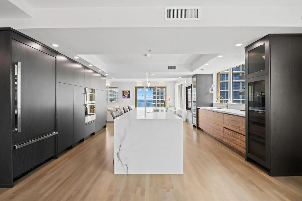 209 Birch Road #1002 Fort Lauderdale, FL 33304