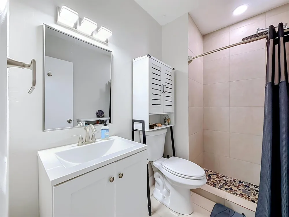 3801 NE 4th Avenue Pompano Beach, FL 33064