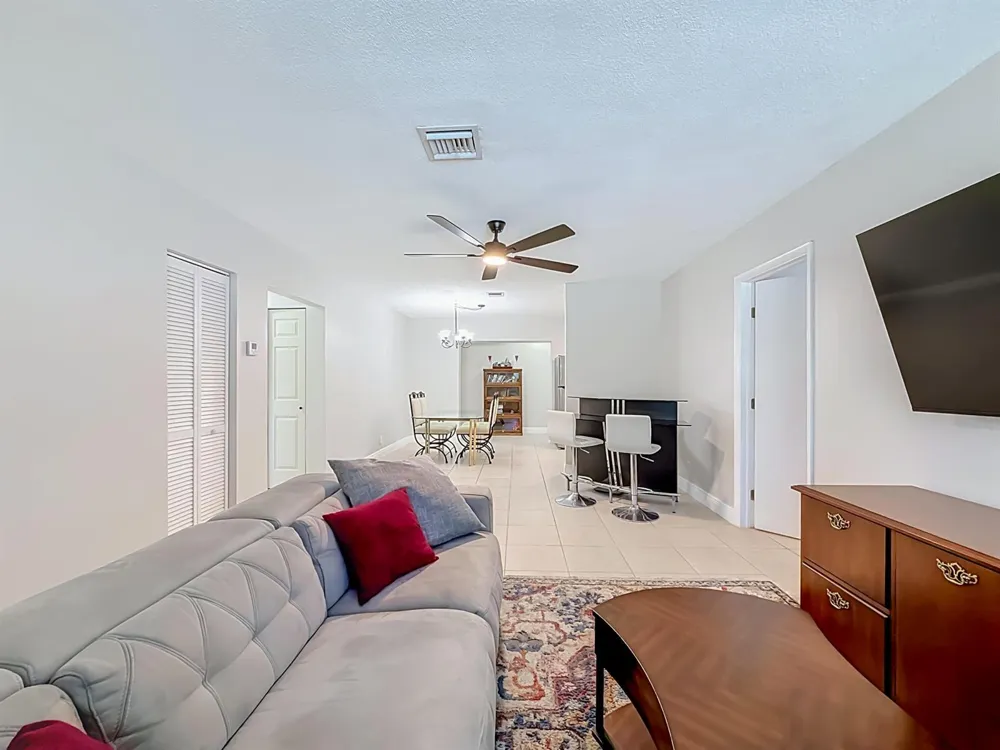3801 NE 4th Avenue Pompano Beach, FL 33064