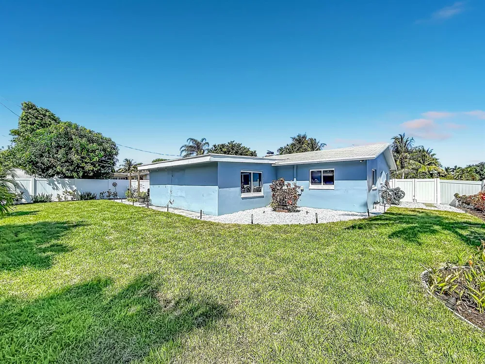 3801 NE 4th Avenue Pompano Beach, FL 33064