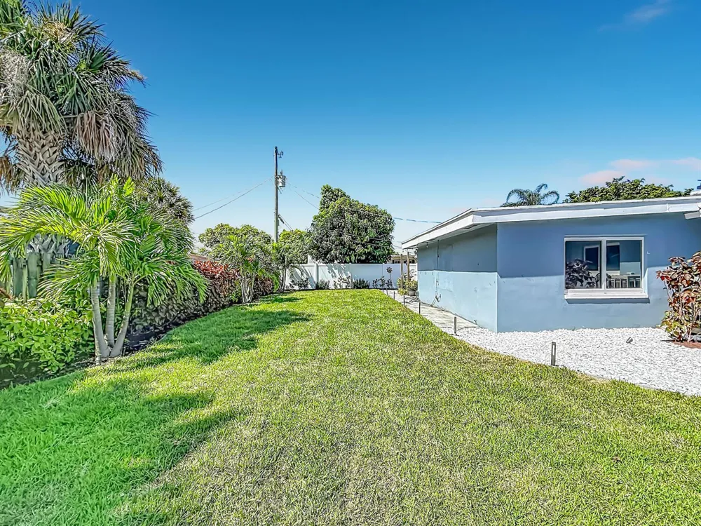 3801 NE 4th Avenue Pompano Beach, FL 33064