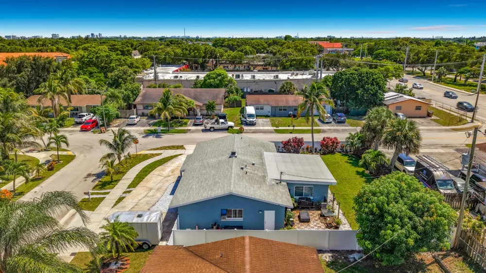 3801 NE 4th Avenue Pompano Beach, FL 33064