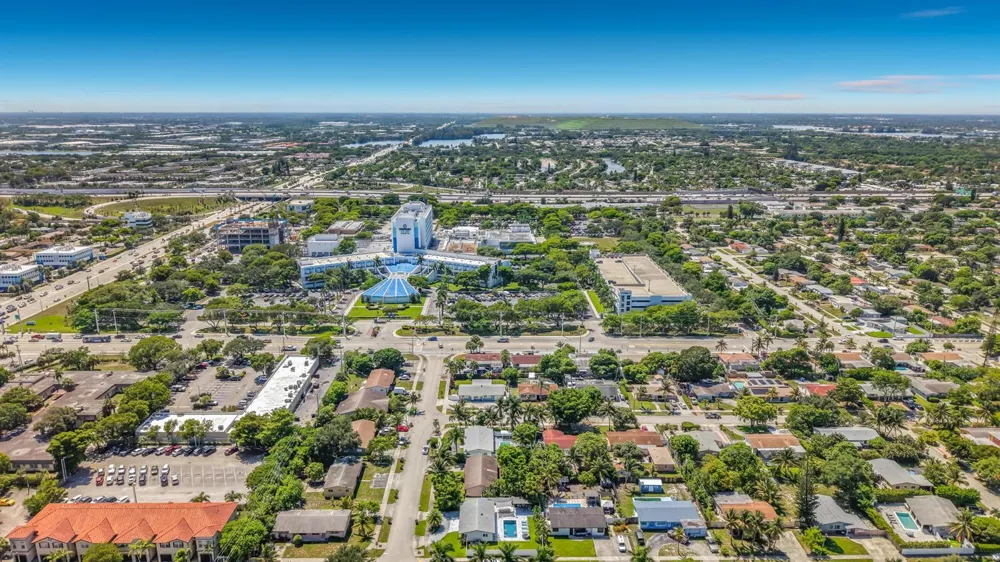 3801 NE 4th Avenue Pompano Beach, FL 33064
