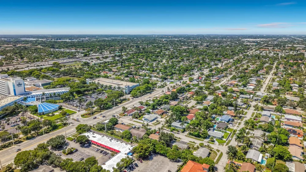3801 NE 4th Avenue Pompano Beach, FL 33064