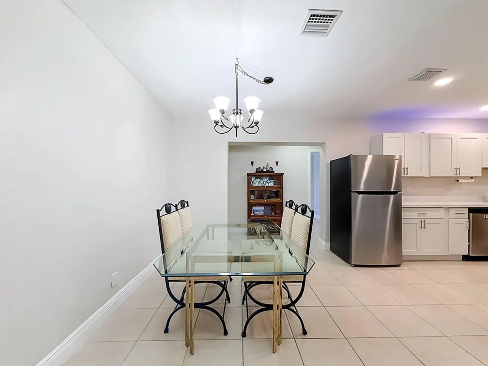 3801 NE 4th Avenue Pompano Beach, FL 33064