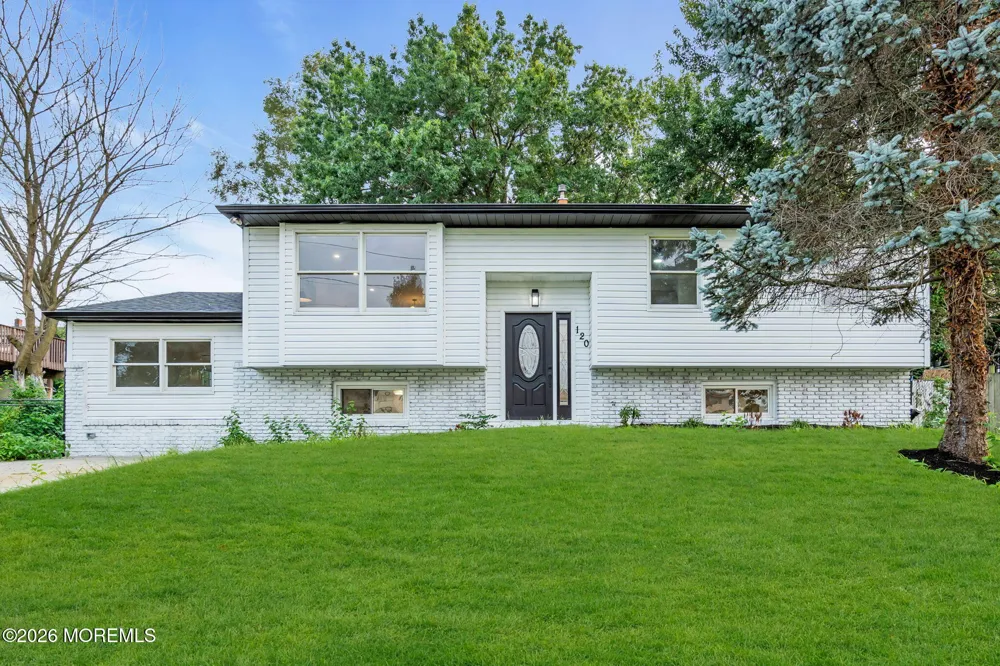 120 Moore Street Woodbury Heights, NJ 08097