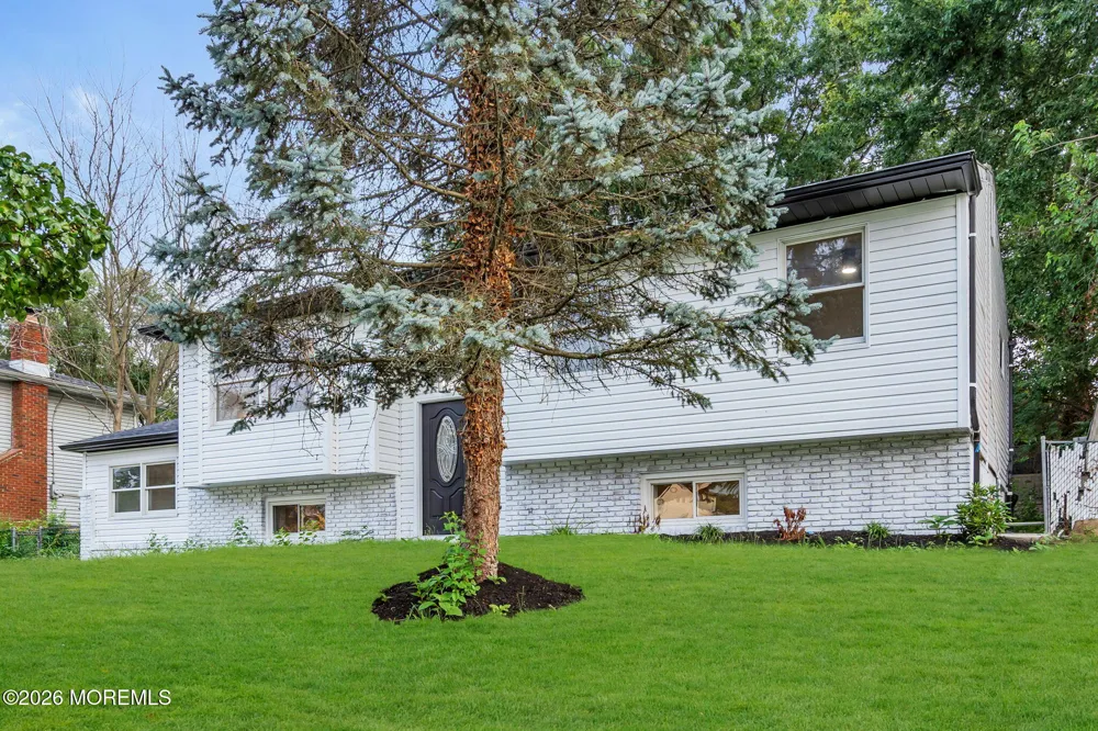 120 Moore Street Woodbury Heights, NJ 08097