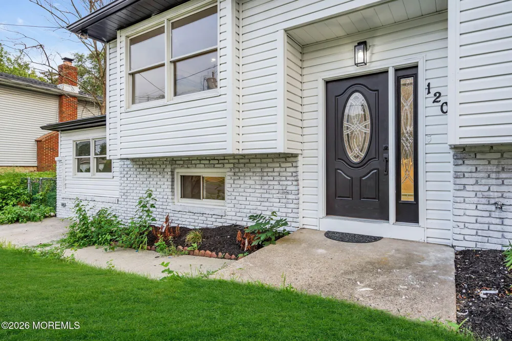 120 Moore Street Woodbury Heights, NJ 08097