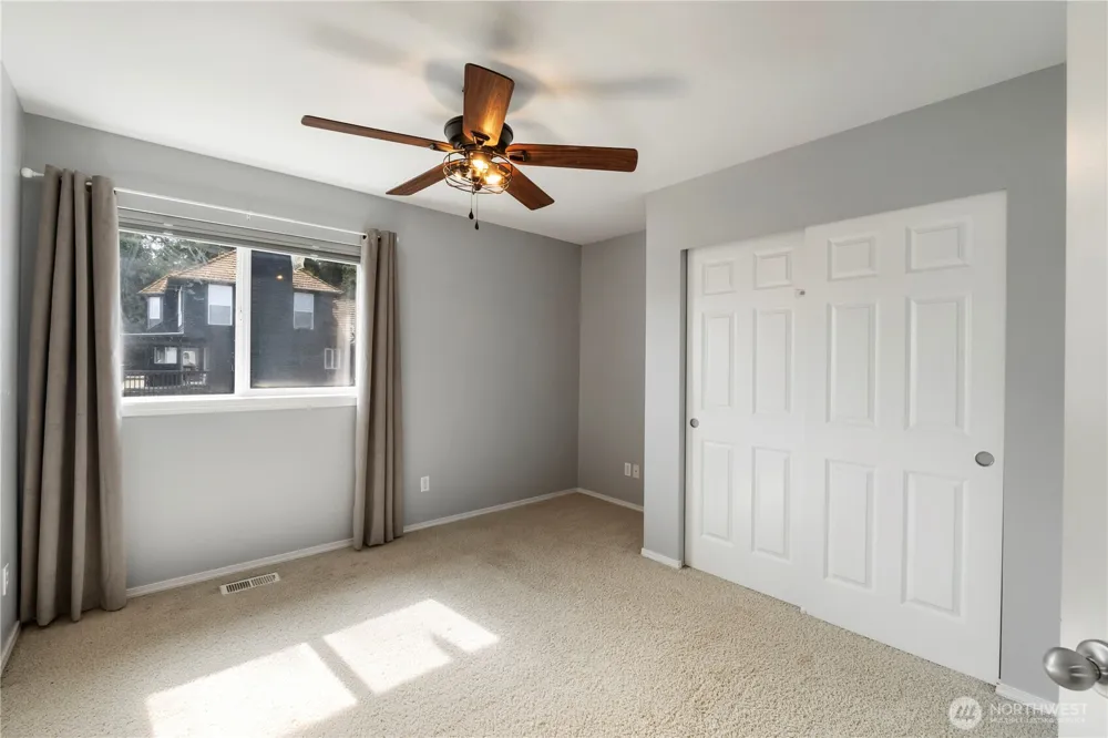 5805 51st Ave CT E Tacoma, WA 98443