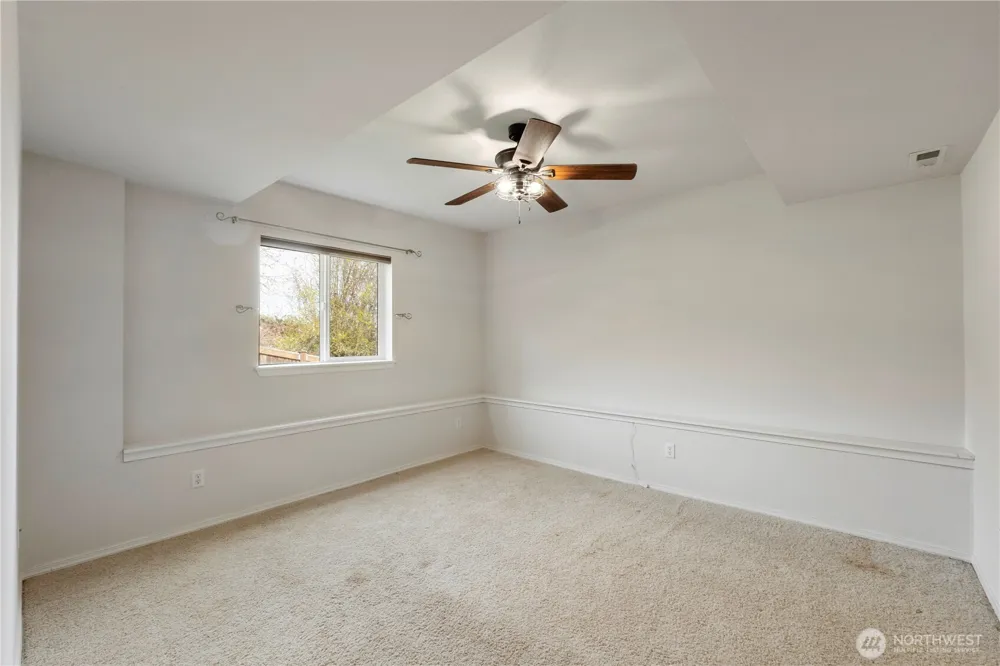 5805 51st Ave CT E Tacoma, WA 98443