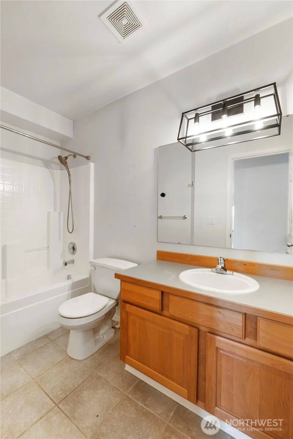 5805 51st Ave CT E Tacoma, WA 98443