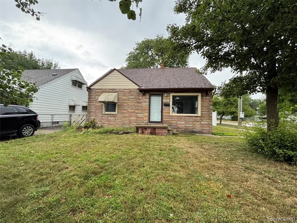 24302 Lehigh Street Dearborn Heights City, MI 48125