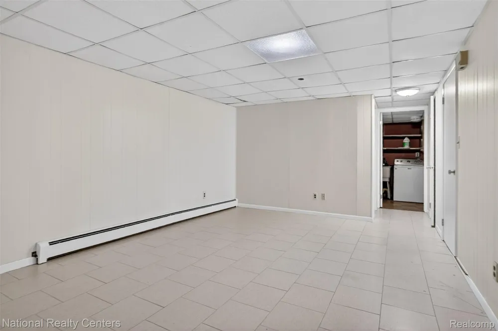 61315 Heritage Boulevard #4 South Lyon City, MI 48178