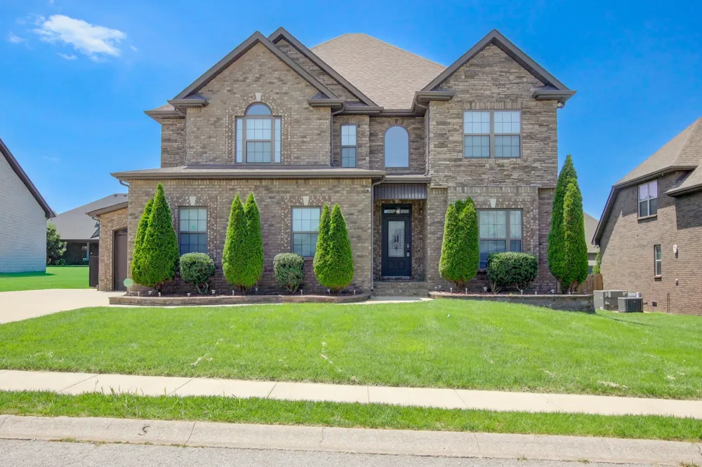 2616 Browning Way Clarksville, TN 37043