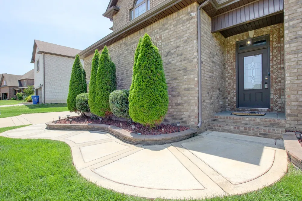 2616 Browning Way Clarksville, TN 37043