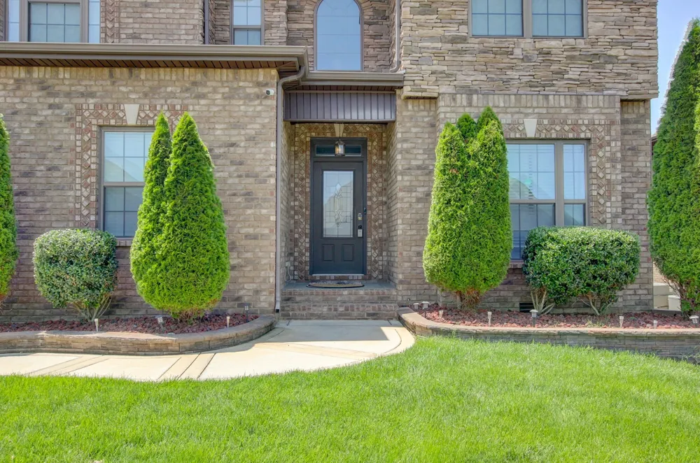 2616 Browning Way Clarksville, TN 37043