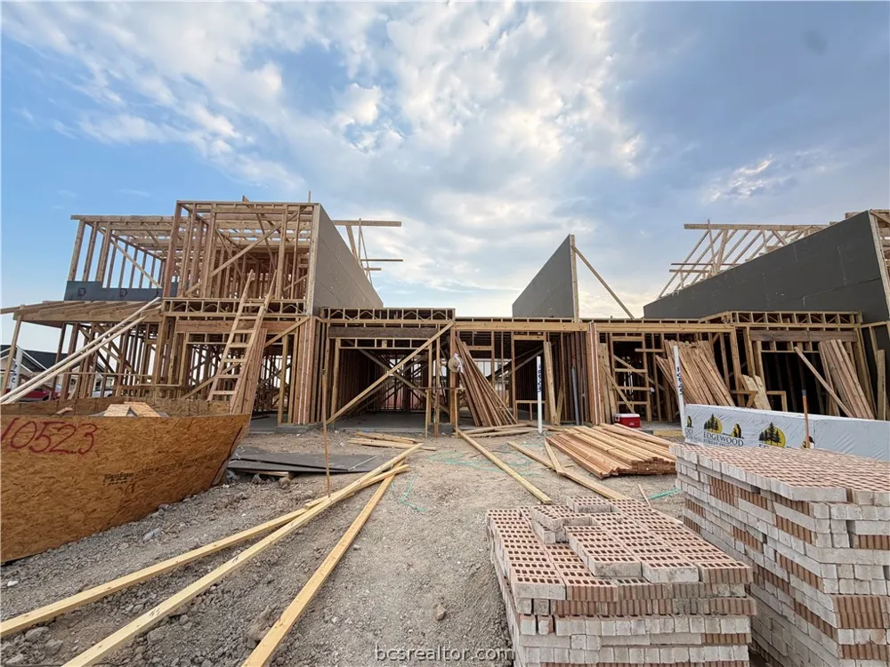 10523 Berry Branch Lane Bryan, TX 77845