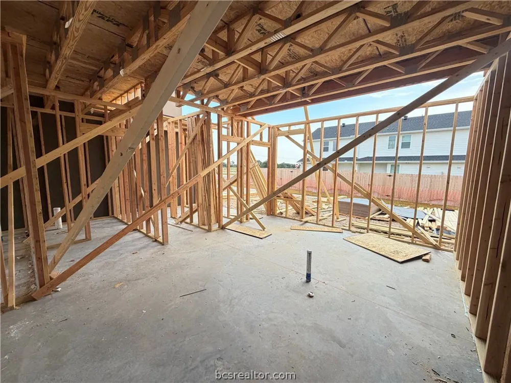 10523 Berry Branch Lane Bryan, TX 77845