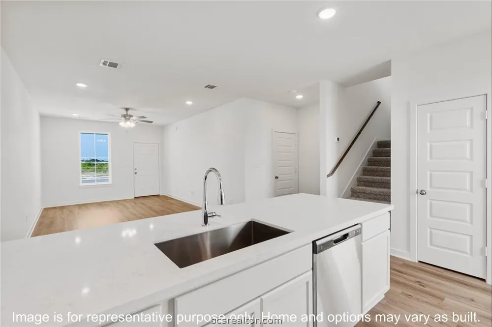 10523 Berry Branch Lane Bryan, TX 77845