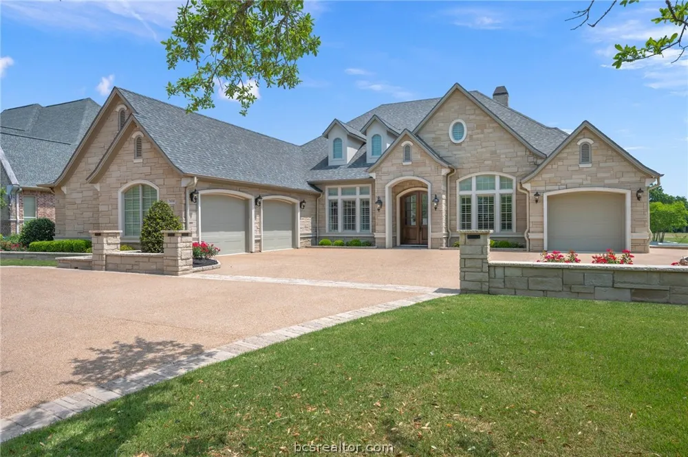 5108 Inverness Drive Bryan, TX 77802