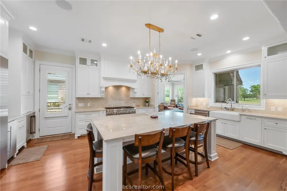 5108 Inverness Drive Bryan, TX 77802