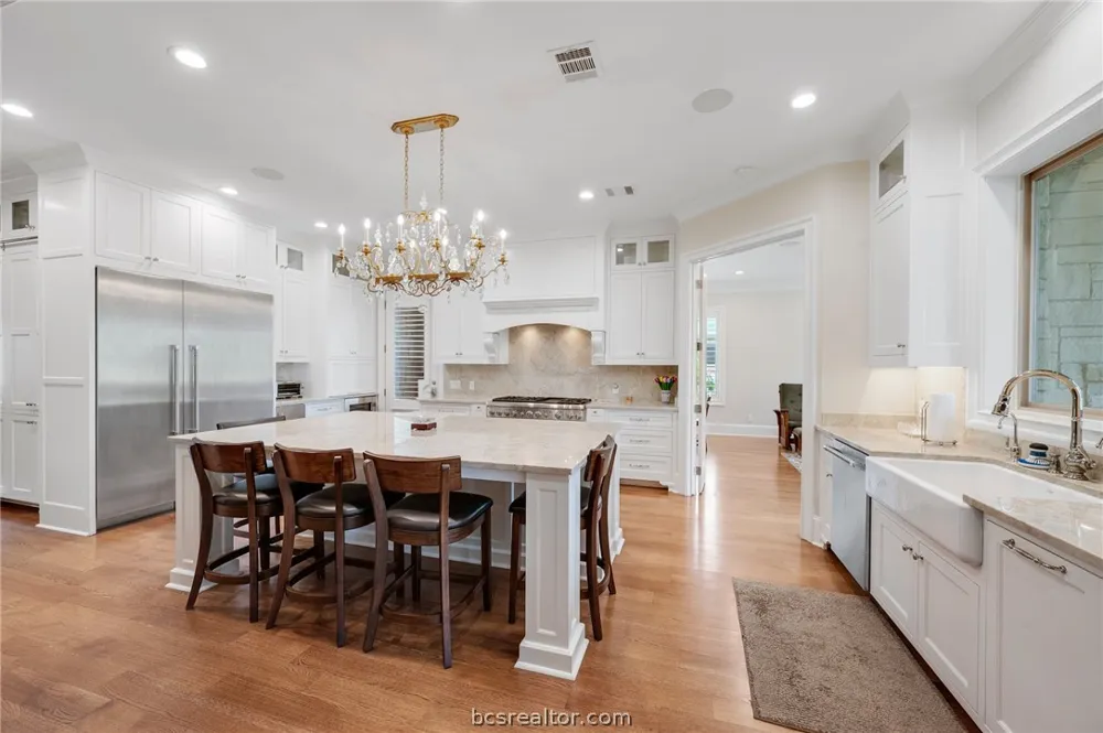 5108 Inverness Drive Bryan, TX 77802