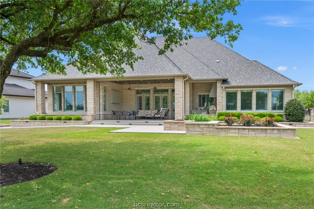 5108 Inverness Drive Bryan, TX 77802