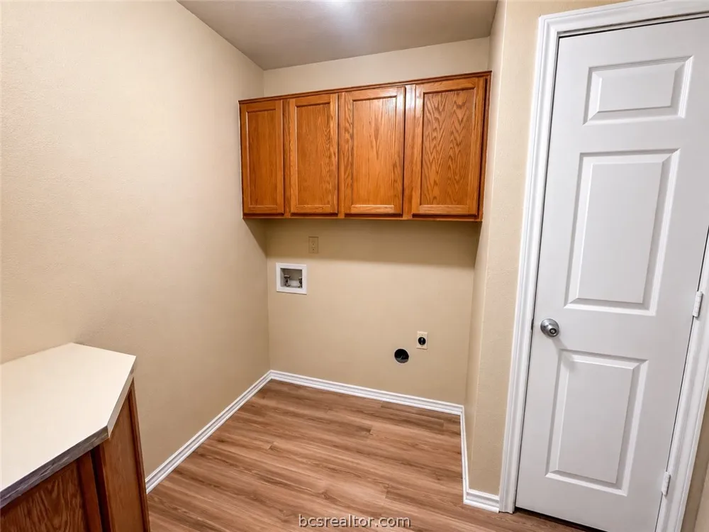10525 Trails End PVT Bryan, TX 77808