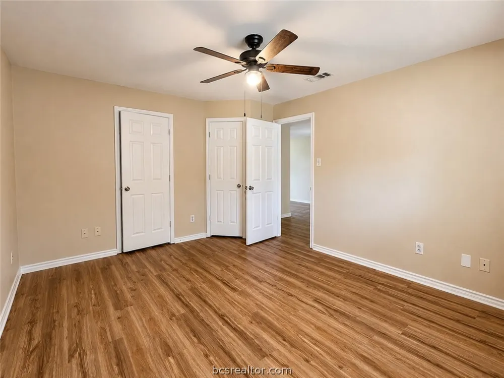 10525 Trails End PVT Bryan, TX 77808