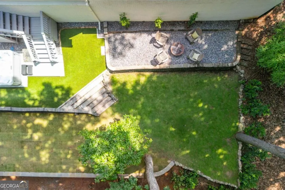 1250 Northcliff TRCE Roswell, GA 30076