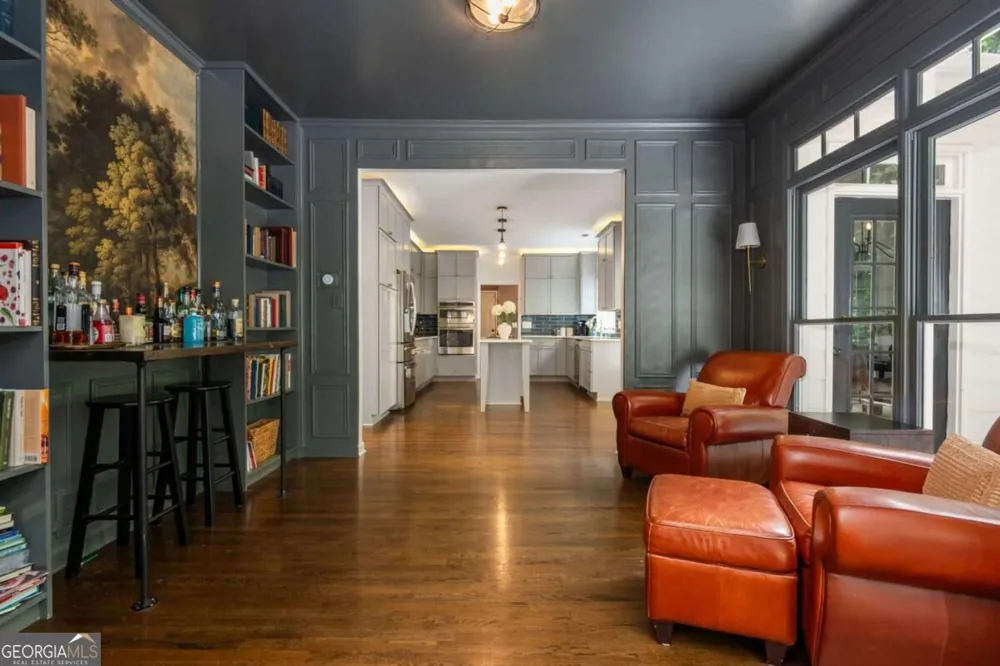 1250 Northcliff TRCE Roswell, GA 30076