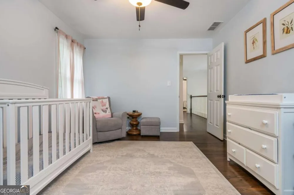 1250 Northcliff TRCE Roswell, GA 30076