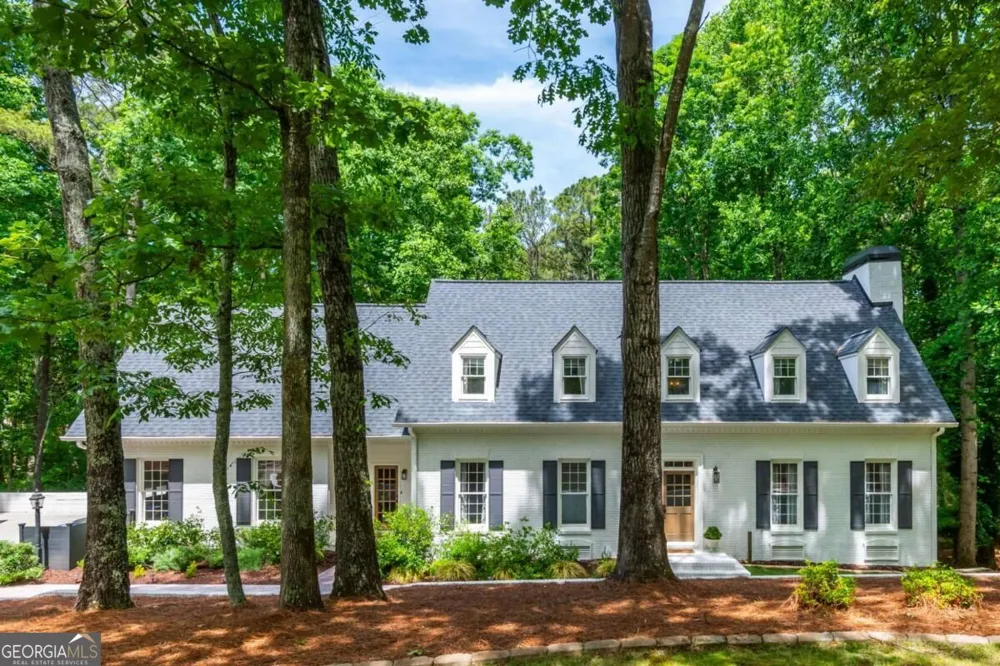 1250 Northcliff TRCE Roswell, GA 30076