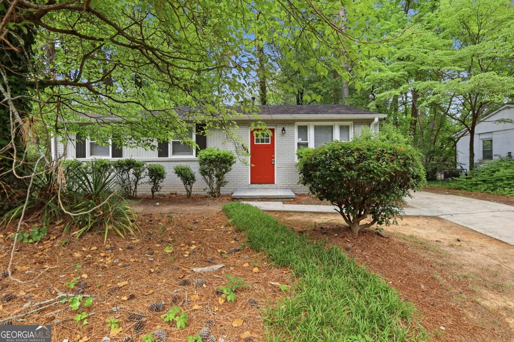 815 Bonneville TER NW Atlanta, GA 30331