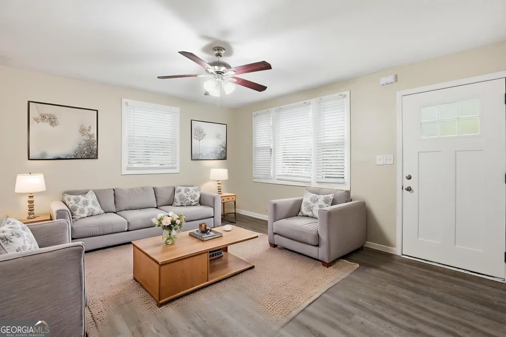 815 Bonneville TER NW Atlanta, GA 30331