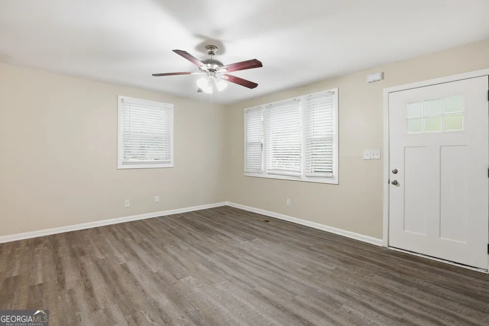 815 Bonneville TER NW Atlanta, GA 30331