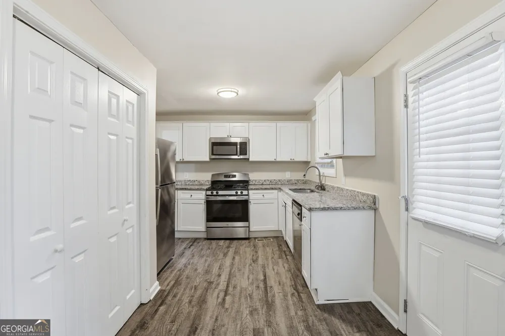 815 Bonneville TER NW Atlanta, GA 30331