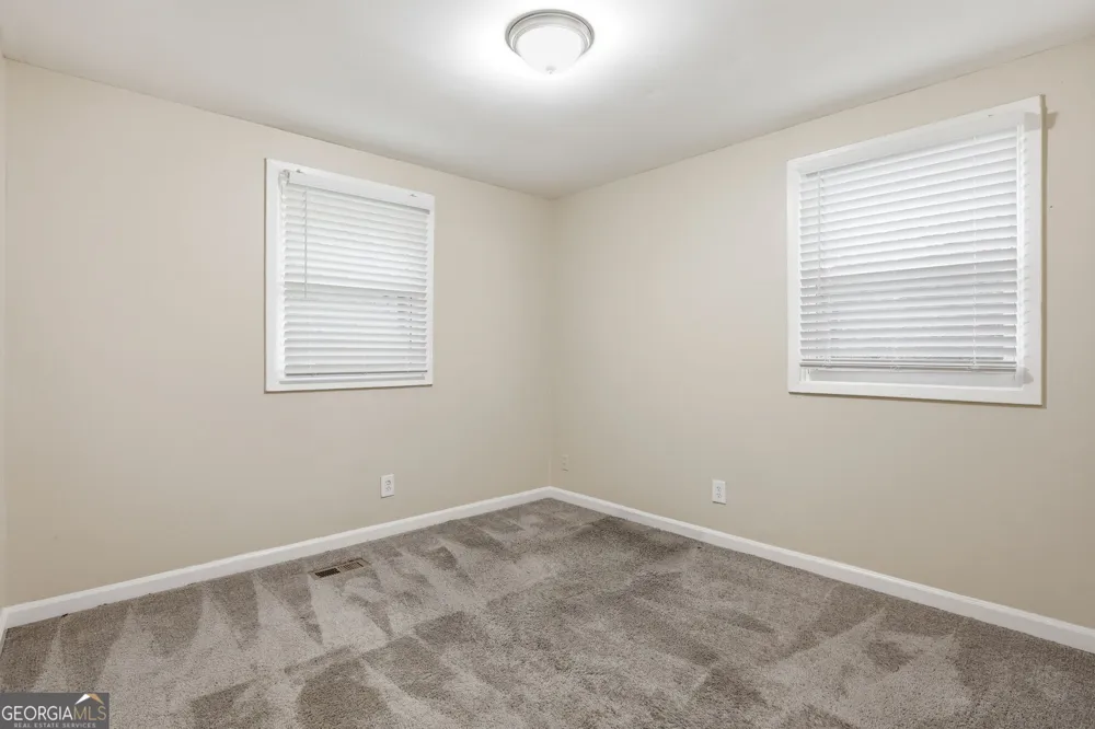 815 Bonneville TER NW Atlanta, GA 30331
