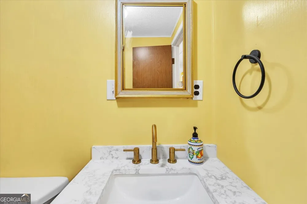 104 Sioux CIR Ivey, GA 31031